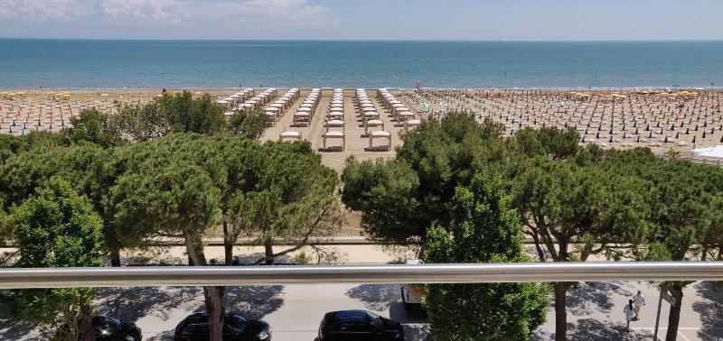 Hotel Ambra Lignano Sabbiadoro Exteriér fotografie
